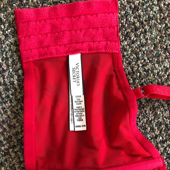 VICTORIAS SECRET Lingerie Set - Picture 4 of 6